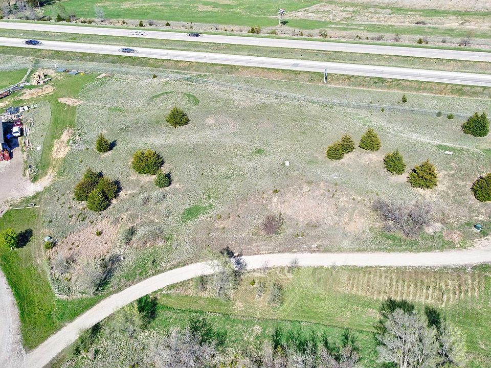 2nd image of 3930 Smith River Rd