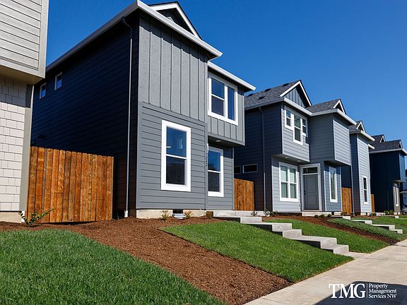 3rd image of 7242 S Ridge Way