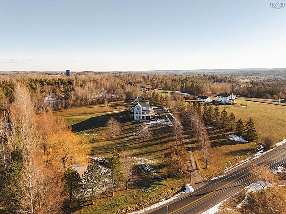 3rd image of 247 Dill Rd