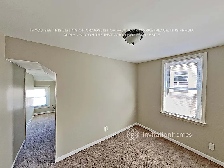 2137 N 75th Ct — Photo 18