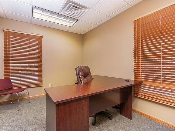 4th image of 973 W Liberty St #2