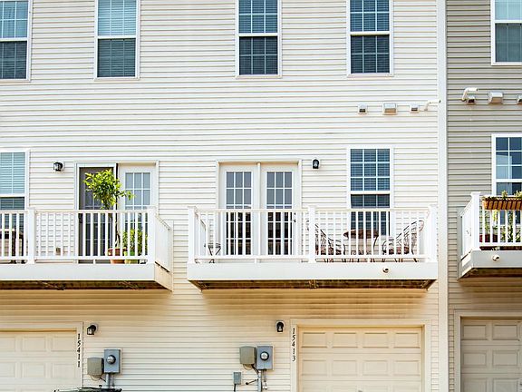 4th image of 15413 Rosemont Manor Dr