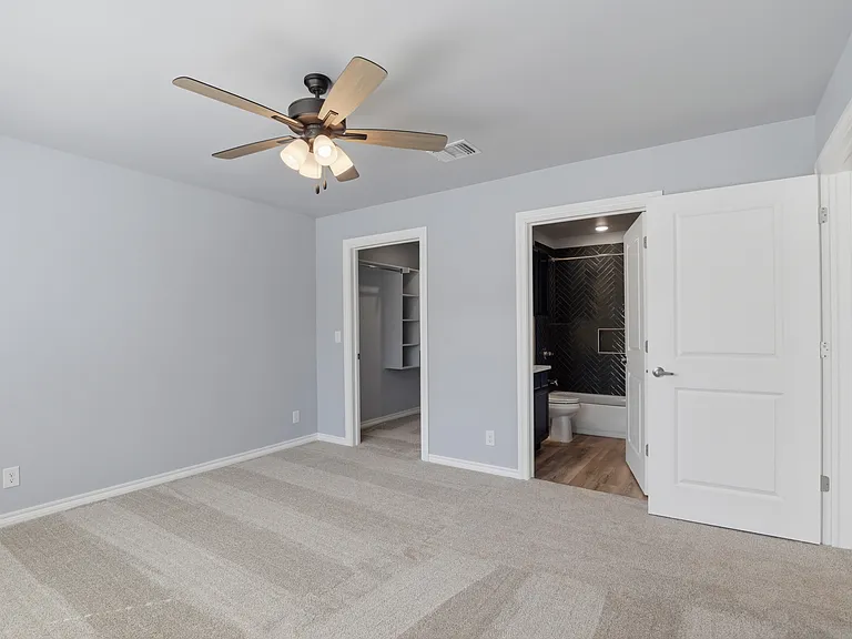 Villas at Rose Creek — Photo 11