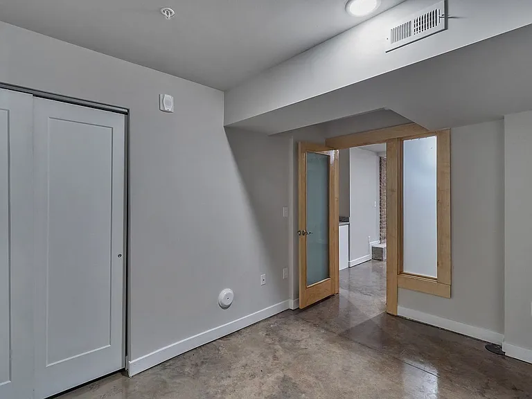 10 Walnut Aly — Photo 40