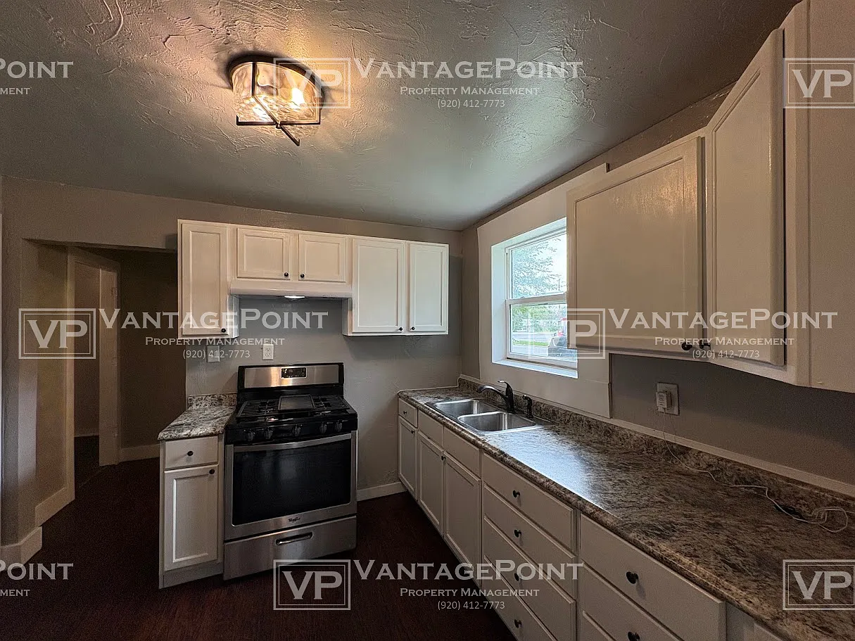 1219 Marshall Avenue - 1 — Photo 3