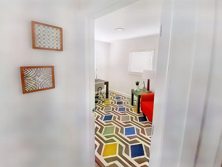 2479 Julia Ave — Photo 4