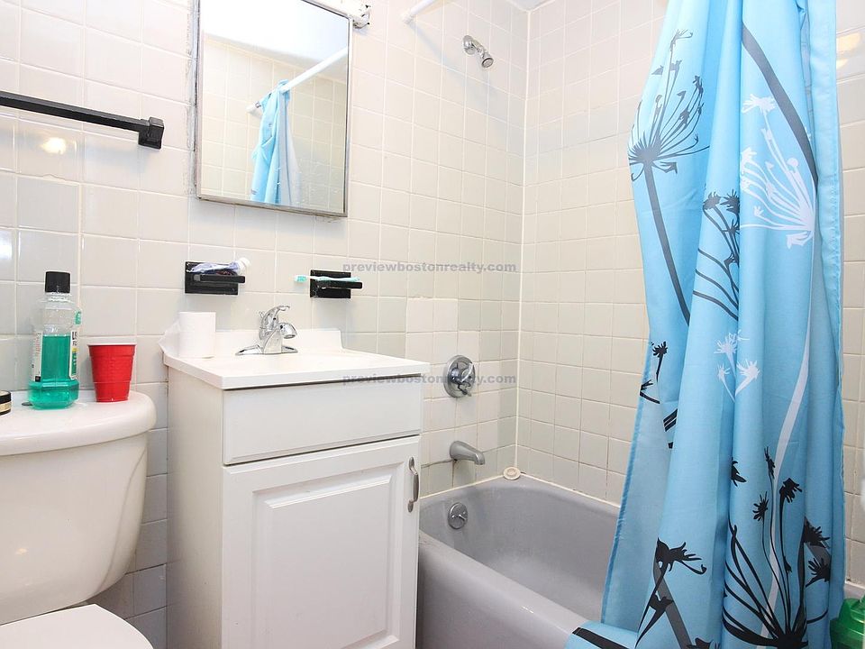 2nd image of 153 Brighton Ave #T7
