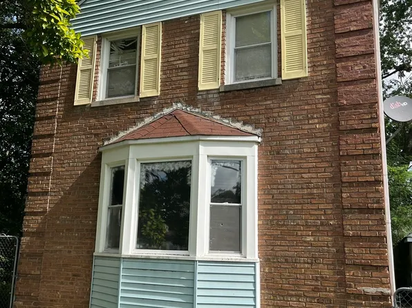 250 E 143rd St, Dolton, IL 60419