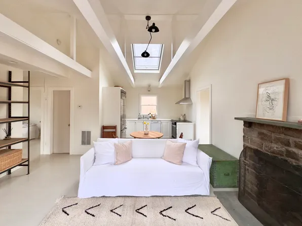 (undisclosed Address), Amagansett, NY 11930