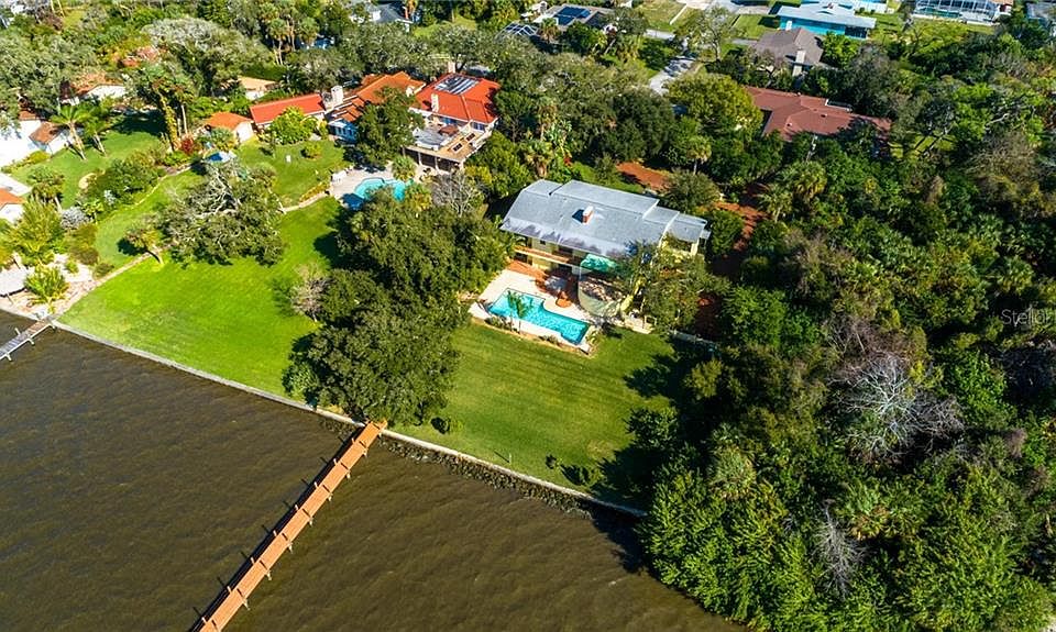 1st image of 20 River Dunes Dr
