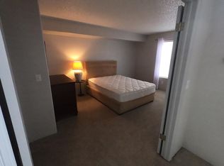 660 Autumn Crest Cir UNIT B, Colorado Springs, CO 80919