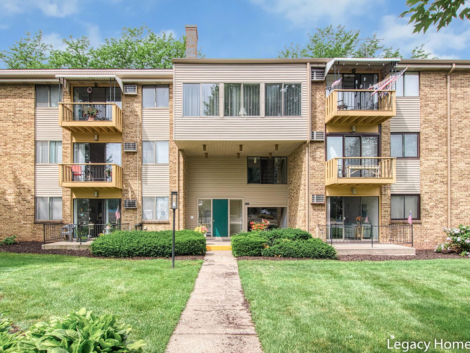 2433 Byron Center Ave SW APT 202, Wyoming, MI 49519 Zillow