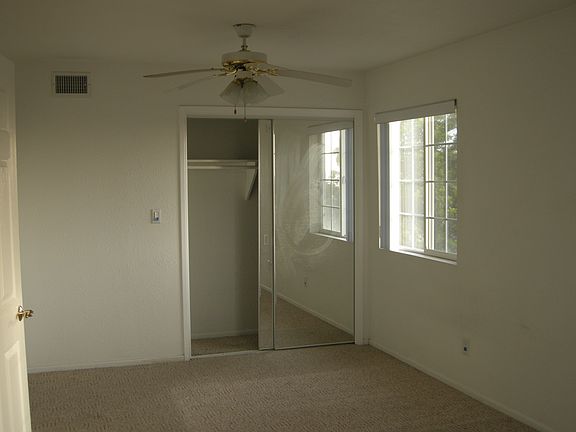 3rd image of 1405 Avion Dr
