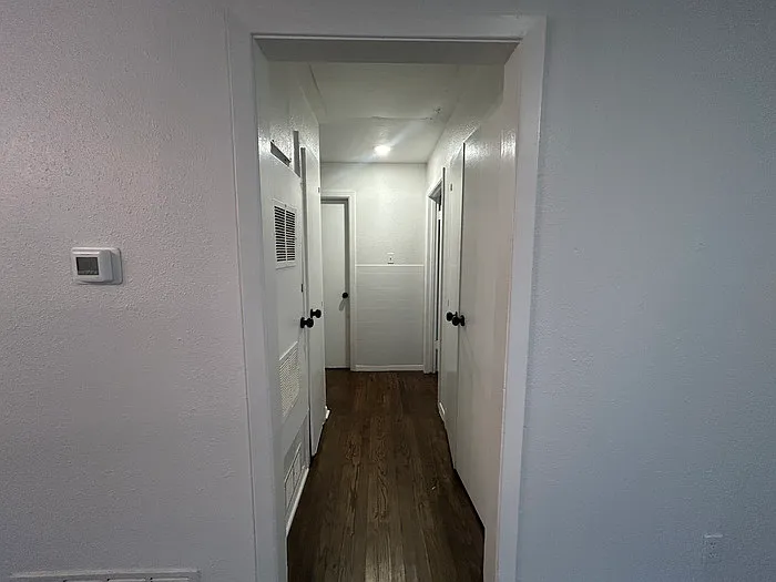 138 Vandenburg Dr #B — Photo 5