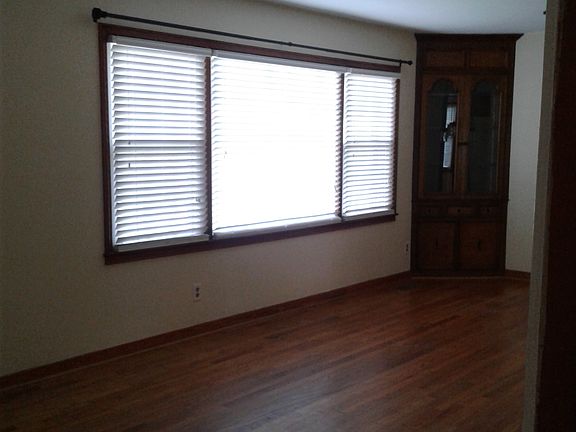 LR/DR/built in corner cabine