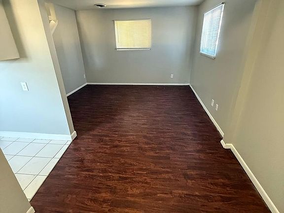 2nd image of 901 Market St #3