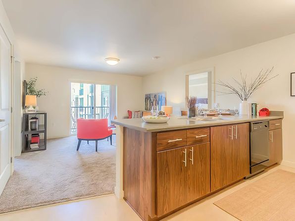 Thai Binh Apartments | 913 S Jackson St, Seattle, WA