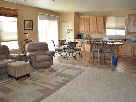 Grand Room & Kitchen