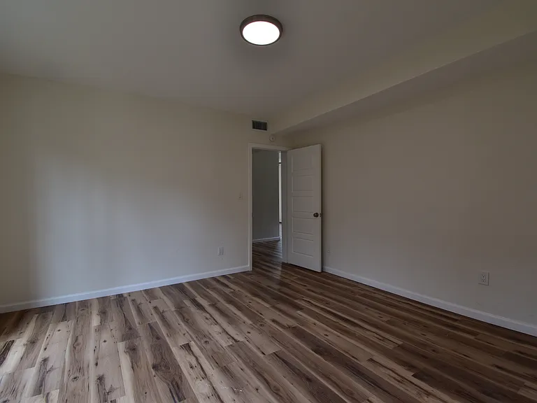 5924 Bryan Pkwy #1 — Photo 17