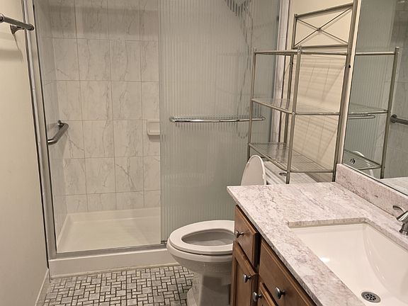 4th image of 450 Plum Creek Dr #3053