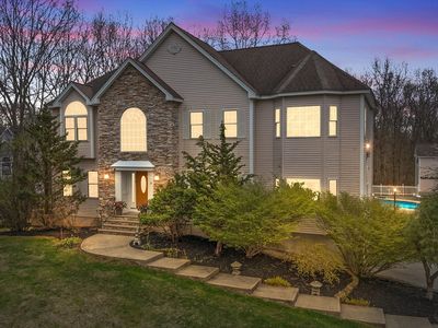 8 Hawkes Brook Ln, Methuen, MA, 01844
