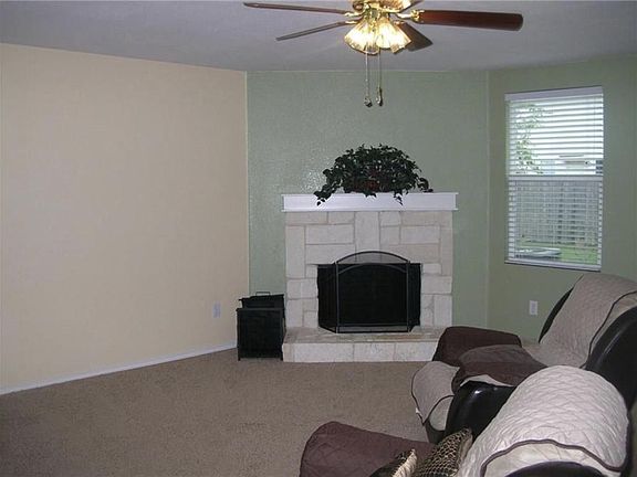3rd image of 4236 Golden Horn Ln
