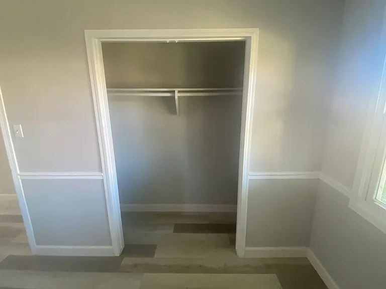 325 S Brookshire Ave — Photo 11
