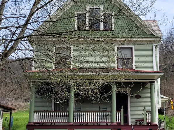 126 Main St, Kennerdell, PA 16374