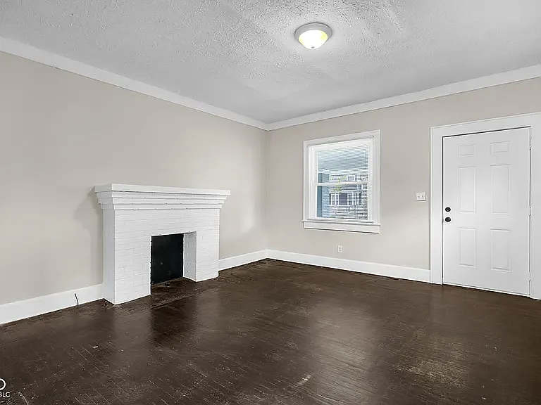 3019 Broadway St — Photo 5