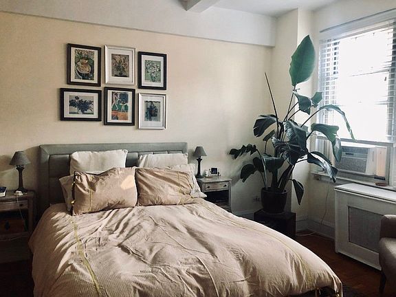 3rd image of 209 Lincoln Pl #6