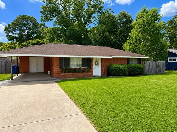 1127 N Texas St, Deridder, LA 70634