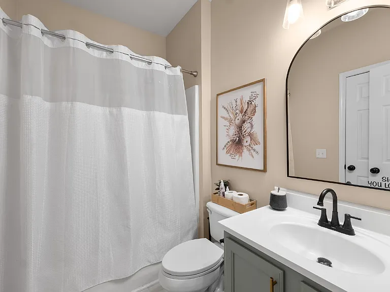 3947 Walnut Grove Way — Photo 8