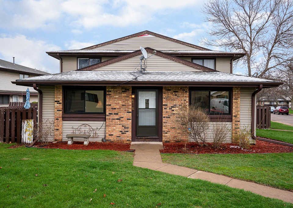 1st image of 6440 83rd Ct N