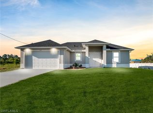 2515 10th St SW, Lehigh Acres, FL 33976