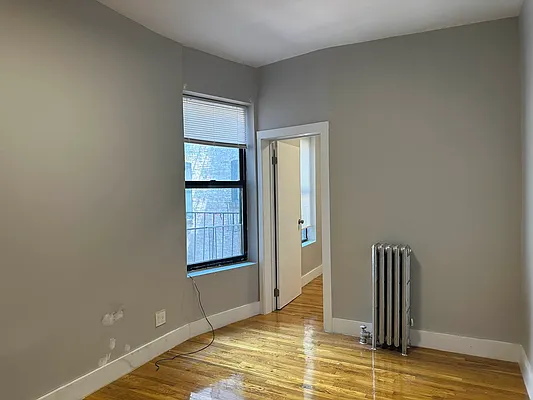 Rented by Premier One Realty LLC | media 8