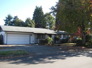 1705 Rainbow Dr, Springfield, OR 97477