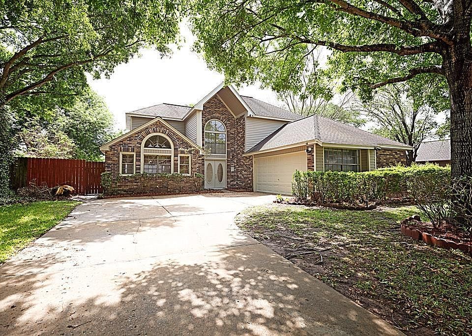 1st image of 22907 Glenover Dr