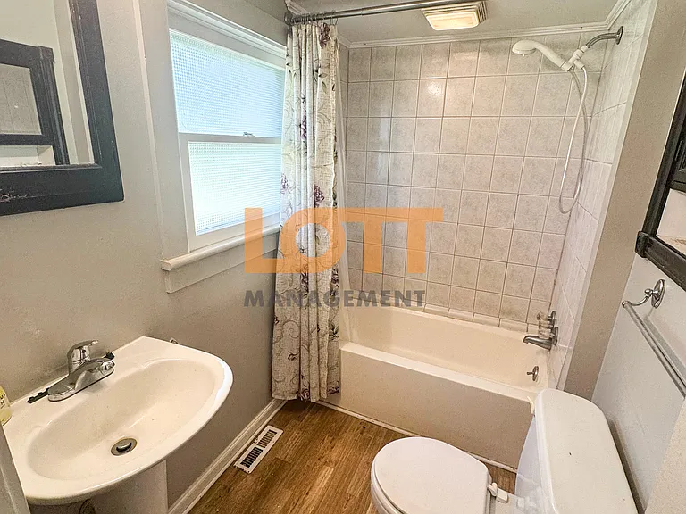 105 Arrington Ave — Photo 14
