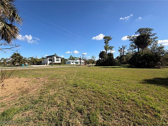 3rd image of 24501 Yacht Club Blvd
