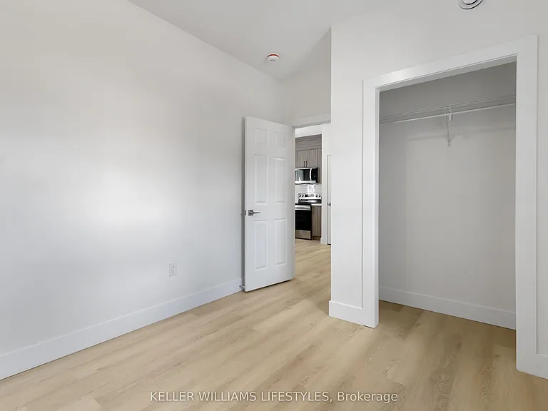 178 Woodward Ave #D — Photo 16