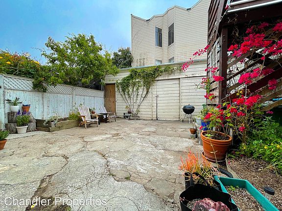 2nd image of 61 Valley St #1/2