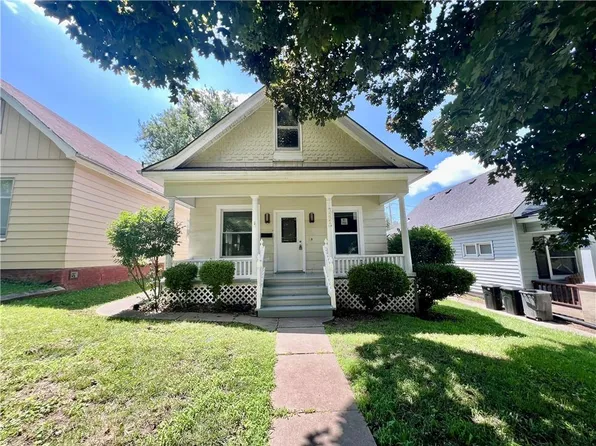 3226 Seneca St, Saint Joseph, MO 64507