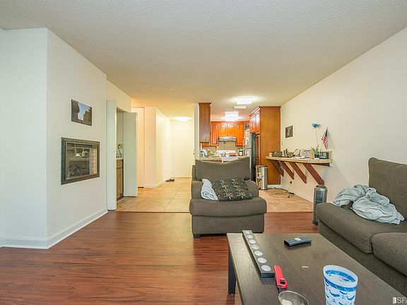 3rd image of 359 Half Moon Ln APT 214