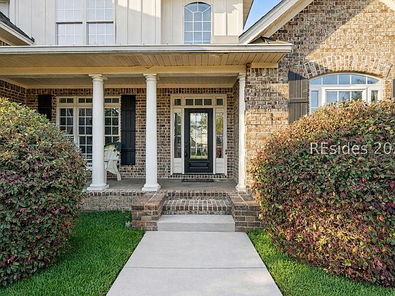 3rd image of 10 Reed Grass Ln