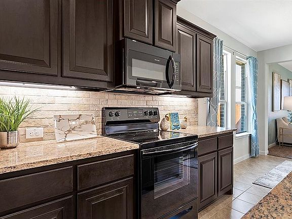 5th image of 529 Heartland Dr