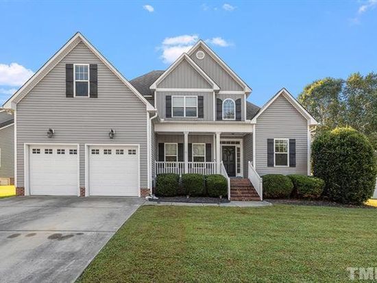 34 Millwood Dr, Clayton, NC 27527
