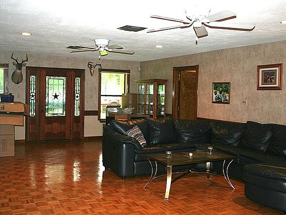 Living room with parquet floors