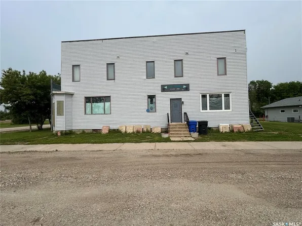 4 Main STREET, Rhein, SK S0A 3K0