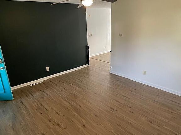 5th image of 3049 Hill Grove Ave