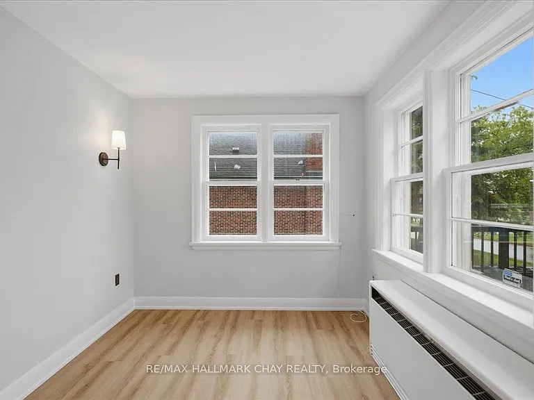 15 Parkside Dr #3 — Photo 6
